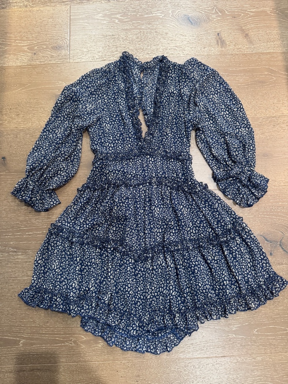 Edité Mode Ruffle Mini Dress Open Back Blue Print Size M Boho Chic - Picture 3 of 5